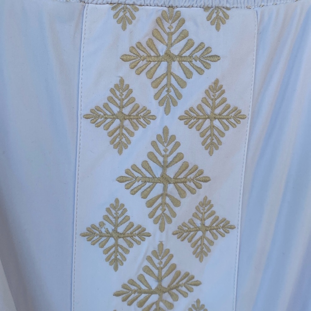 NWT Cabana Life White Embroidered Off The Shoulder Dress S - Picture 6 of 10